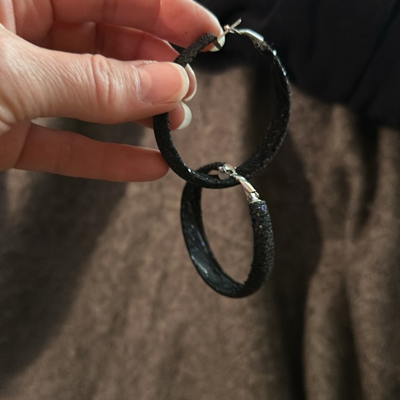 Vintage Brutalist Silver Tone Abstract Hoop Earring Lot Set 8 Pairs 1.5 to 2.5” - Picture 4 of 10